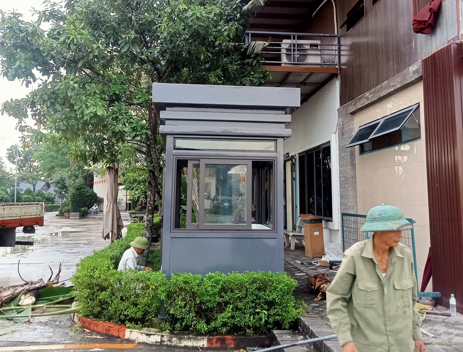 Chọn bốt gác phù hợp với không gian kiến trúc cảnh quan